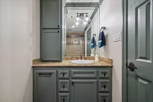 11115 Wickway Dr, Piney Point Village, TX 77024 - Photo 35