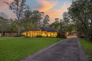 11115 Wickway Dr, Piney Point Village, TX 77024 - Photo 5