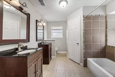5610 Village Arbour Drive, Katy, TX 77493 - Photo 11