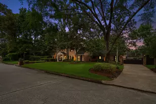 2118 Forest Garden Dr, Kingwood, TX 77345 - Photo 45