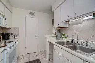 1201 McDuffie St, Houston, TX 77019 - Photo 15