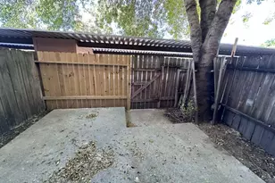 7700 Creekbend Dr, Houston, TX 77071 - Photo 23