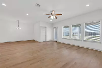 827 Silver Kettle Drive, Rosharon, TX 77583 - Photo 7