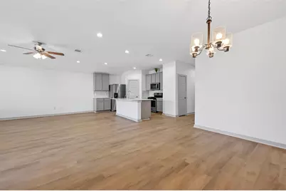 827 Silver Kettle Drive, Rosharon, TX 77583 - Photo 11