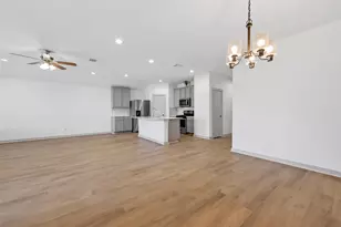 827 Silver Kettle Dr, Rosharon, TX 77583 - Photo 11