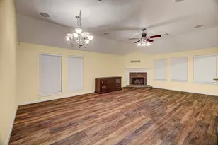 3103 Bay Breeze Dr, League City, TX 77539 - Photo 5