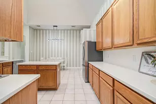 4138 Galloway Dr, Pearland, TX 77584 - Photo 9