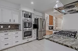 3406 Forest Village Dr, Houston, TX 77339 - Photo 19