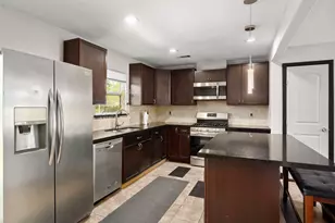 3414 Rustling Pines St, Spring, TX 77380 - Photo 9