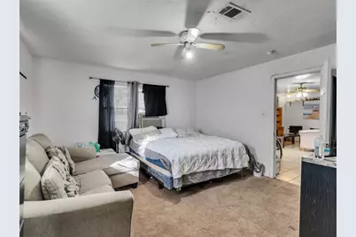 4323 Avenue R 1/2, Galveston, TX 77550 - Photo 27