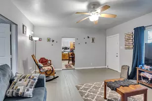 4323 Ave R 1/2, Galveston, TX 77550 - Photo 5