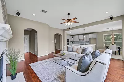 5805 Lawrence Court, Pearland, TX 77584 - Photo 13