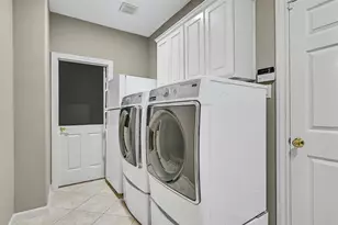 5805 Lawrence Ct, Pearland, TX 77584 - Photo 21