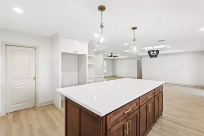 925 County Road 737B, Alvin, TX 77511 - Photo 7