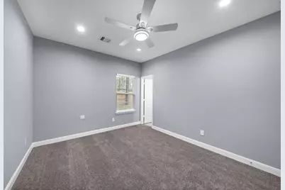 5222 Bataan Road, Houston, TX 77033 - Photo 11
