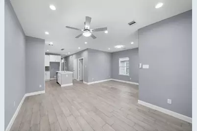 5222 Bataan Road, Houston, TX 77033 - Photo 7