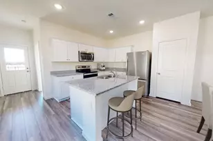 668 Craven St, Montgomery, TX 77316 - Photo 3