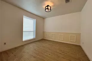 602 Rosewood Dr, Shenandoah, TX 77381 - Photo 9