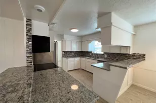 602 Rosewood Dr, Shenandoah, TX 77381 - Photo 15