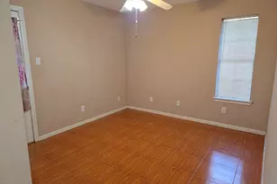 414 Texas St, Tomball, TX 77375 - Photo 5