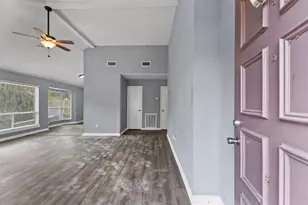 10031 Spotted Horse Dr, Houston, TX 77064 - Photo 3