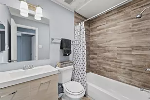 10031 Spotted Horse Dr, Houston, TX 77064 - Photo 9