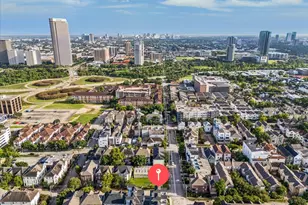 4028 Blossom St, Houston, TX 77007 - Photo 29
