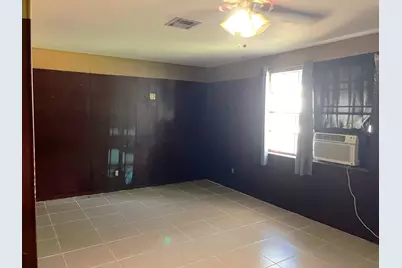 399 Pecan Street, Lolita, TX 77971 - Photo 3