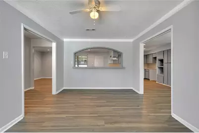 4507 Sage Circle, Baytown, TX 77521 - Photo 3
