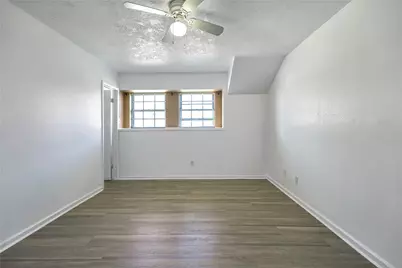 4507 Sage Circle, Baytown, TX 77521 - Photo 9