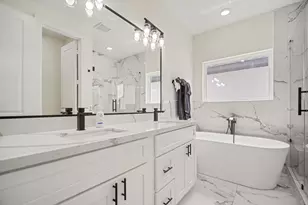 4310 Alice St, Houston, TX 77021 - Photo 9