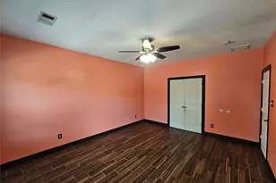 13922 Somersworth Dr, Houston, TX 77041 - Photo 9