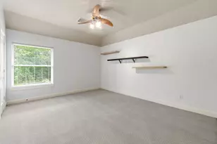 27 N Arrow Canyon Cir, The Woodlands, TX 77389 - Photo 21