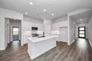 74 Leon Wy, Dayton, TX 77535 - Photo 9