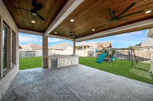 29842 Bellous River Ln, Katy, TX 77423 - Photo 37