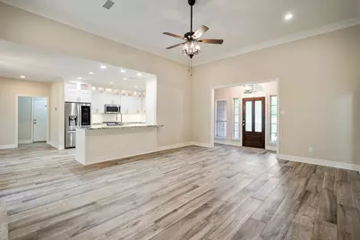 8911 Diamante Drive, Magnolia, TX 77354 - Photo 9