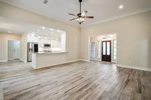 8911 Diamante Dr, Magnolia, TX 77354 - Photo 9