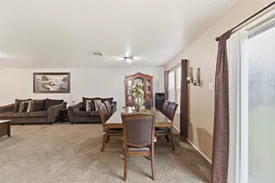4130 Heritagestone Dr, Houston, TX 77066 - Photo 9