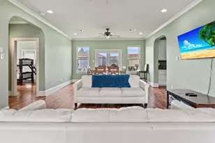 4102 Defender Ln, Galveston, TX 77554 - Photo 5