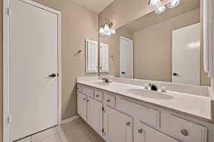 303 Longview Dr, Sugar Land, TX 77478 - Photo 25
