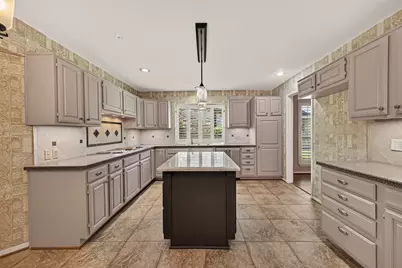 303 Longview Drive, Sugar Land, TX 77478 - Photo 9