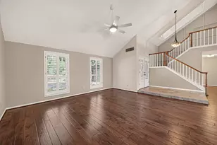 303 Longview Dr, Sugar Land, TX 77478 - Photo 5