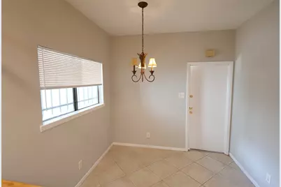 9526 Val Verde Street, Houston, TX 77063 - Photo 17