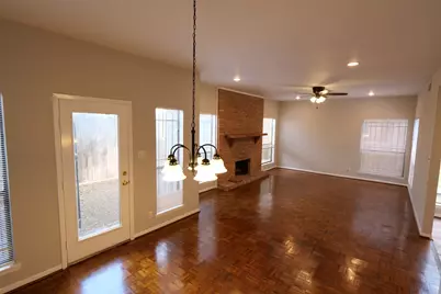 9526 Val Verde Street, Houston, TX 77063 - Photo 11