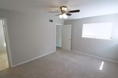 9526 Val Verde Street, Houston, TX 77063 - Photo 23