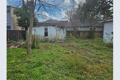 2014 Sheldon Street, Houston, TX 77008 - Photo 11