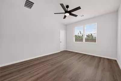 15666 Coneflower Hills Drive, Houston, TX 77090 - Photo 15