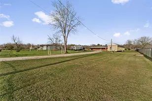 477 County Rd 4902, Dayton, TX 77535 - Photo 21
