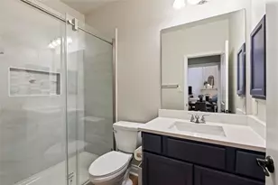 1915 Cayman Bend Ln, Pearland, TX 77584 - Photo 11