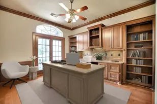 6615 Butler Oaks Ct, Spring, TX 77389 - Photo 9